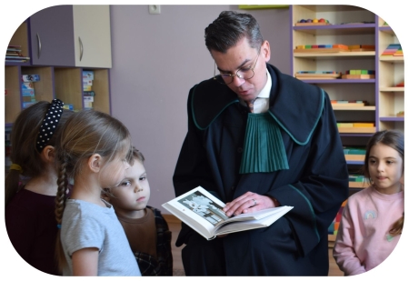 Rodzice Dzieciom - prezentacja zawodu adwokata