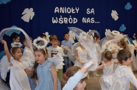 Anielska zabawa z okazji Uroczystości  Wszystkich Świętych